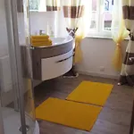 Apartment Am *