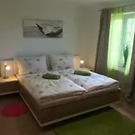 Am Apartment *
