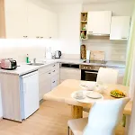Am Apartment *