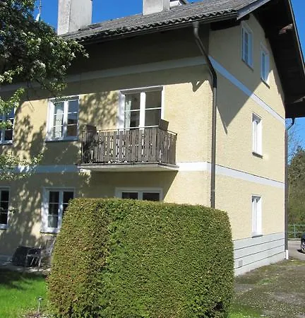 Apartmán Am Steinbach am Attersee