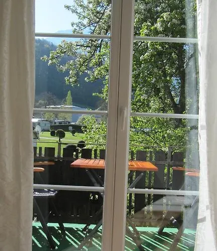 Διαμέρισμα Am Steinbach am Attersee